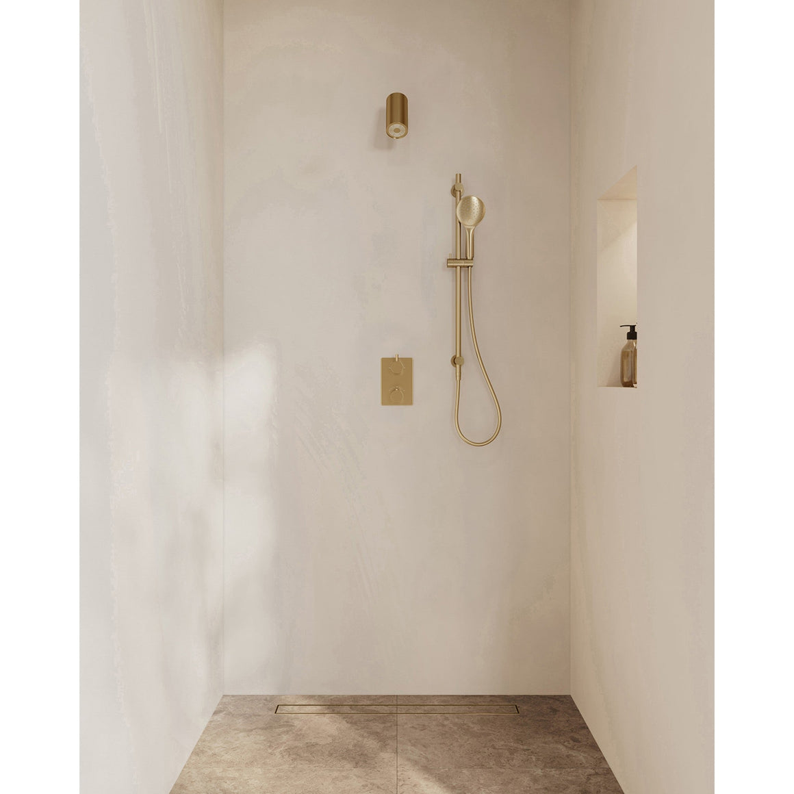 Wiesbaden Caral inbouw regendoucheset thermostatisch 2-weg rechthoekig met Beam hoofddouche, glijstang en 3-standen handdouche Geborsteld messing - sfeerfoto set