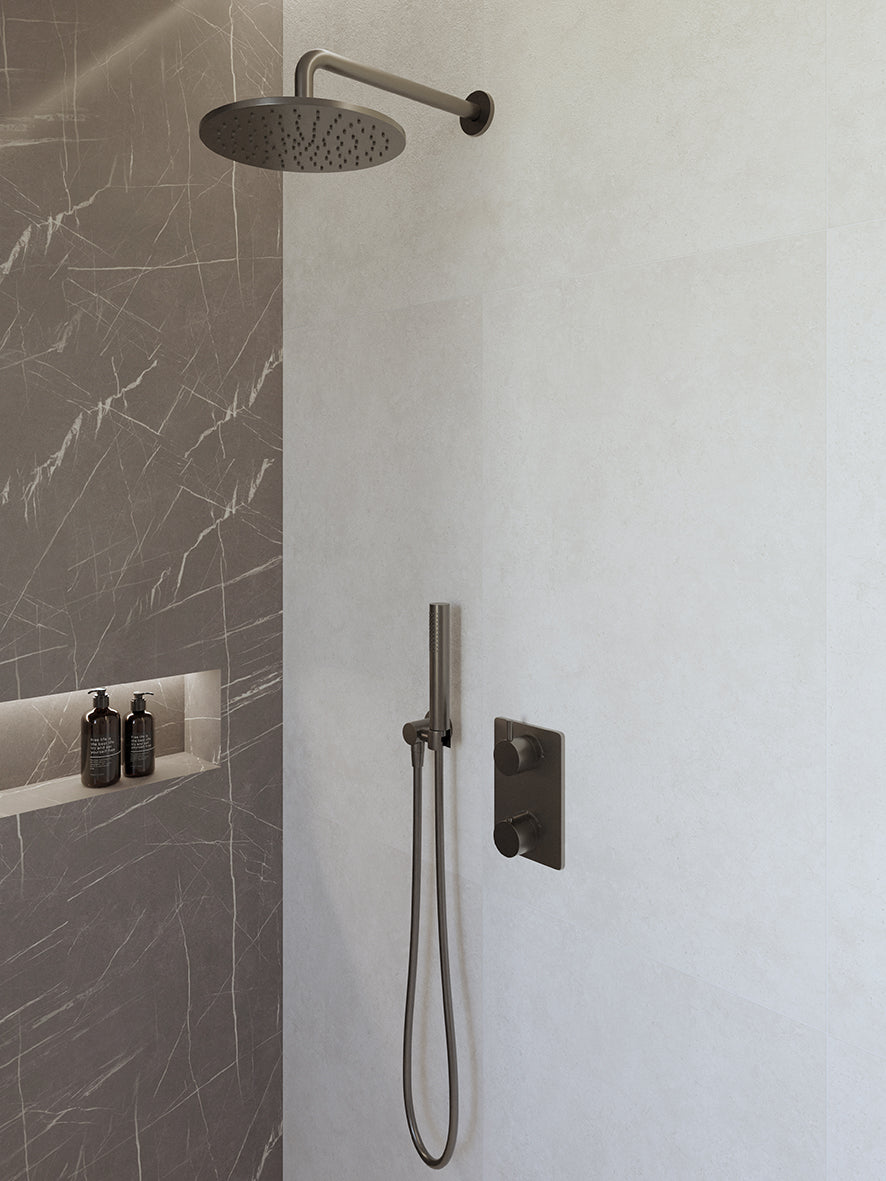 Wiesbaden Caral inbouwthermostaat compleet met hoofddouche en staafhanddouche 25 cm / Gunmetal - sfeerbeeld