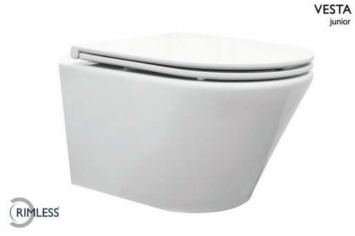Vesta Junior diepspoelrandloos wandtoilet met Flatline-zitting in wit voor moderne badkamers.