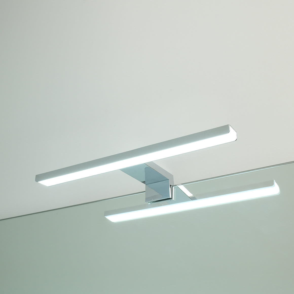 Wiesbaden Tigris badkamer-ledverlichting enkel 300 mm - detailfoto