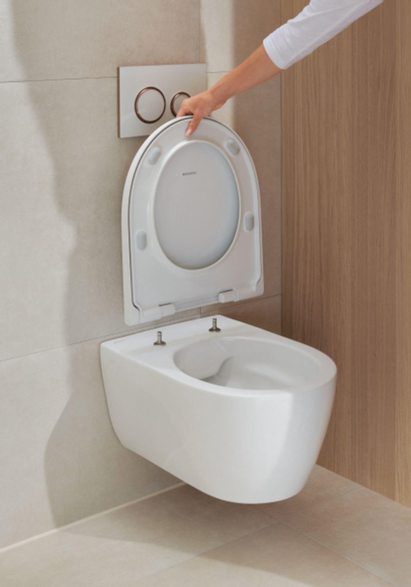 Geberit iCon Wand-WC Tiefspüler Combipack mit TurboFlush und QuickRelease, SoftClose Sitz