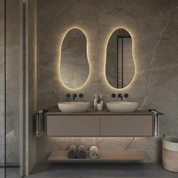 Organische Verticale Spiegel met Rondom Indirecte Spotless LED-Verlichting - Hipp Design