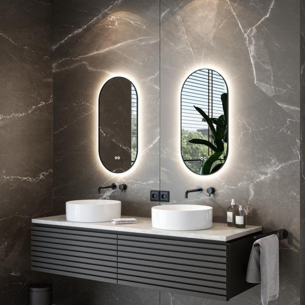 Ovaal-Rechthoekige Spiegel met Indirecte LED-Verlichting Rondom - Hipp Design